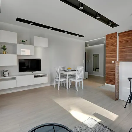 Browar Gdanski & Parking By Downtown *